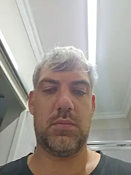 Snapshot of DanielGrey_SA chatting on February 23, 5:09 am DanielGrey SA online show from February 23, 5:09 am