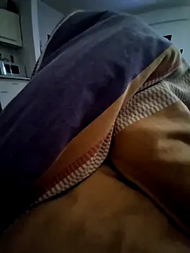 paulucio8 online show from February 21, 9:22 am