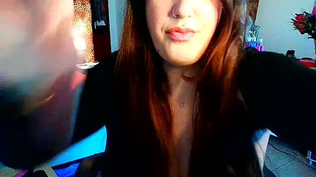 Lilbadmiaxo online show from March 15, 6:04 pm
