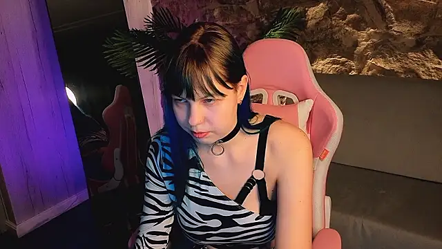 SofiaSterns online show from February 25, 8:47 am