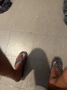 Snapshot of chavad-345 chatting on February 23, 1:18 am chavad-345 online show from February 23, 1:18 am