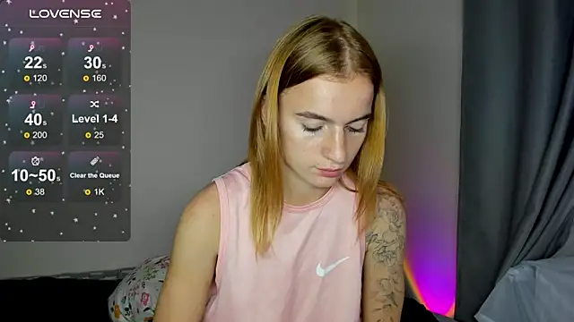 Stacey Brow online show from July 14, 2:05 am