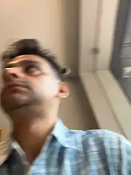 Snapshot of online4u08 chatting on February 26, 5:29 am online4u08 online show from February 26, 5:29 am