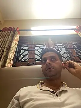 online4u08 online show from April 9, 8:04 pm