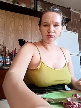 Snapshot of Augustina_Crys chatting on February 22, 9:33 am Augustina Crys online show from February 22, 9:33 am