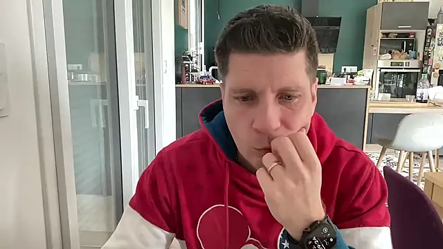 Minmoi1984 online show from April 3, 7:26 am