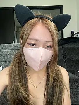 Snapshot of _RAN_ch chatting on June 10, 10:11 pm RAN ch online show from June 10, 10:11 pm