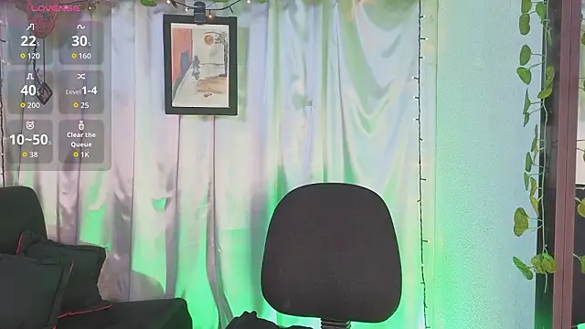 LeanaMaturee online show from March 28, 12:06 pm