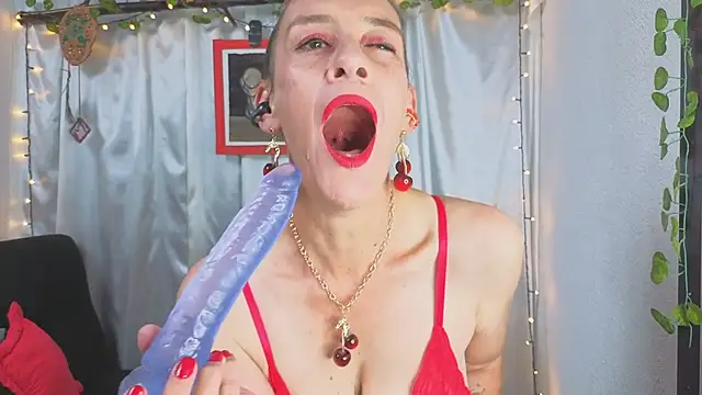 LeanaMaturee online show from April 10, 12:23 pm