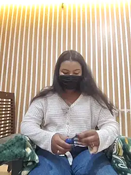 Cutie bae011 online show from February 24, 4:52 pm