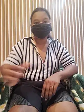 Cutie bae011 online show from February 26, 5:57 pm