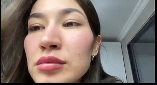 Snapshot of AleciaGeidner chatting on February 28, 4:17 pm AleciaGeidner online show from February 28, 4:17 pm