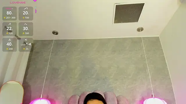 Snapshot of ArianaRougee chatting on July 12, 3:29 am ArianaRougee online show from July 12, 3:29 am