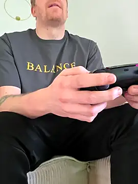 HotCouple1995xx online show from February 24, 10:05 am