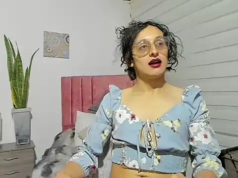 Snapshot of Maverick_angel chatting on April 30, 2:35 pm Maverick angel online show from April 30, 2:35 pm
