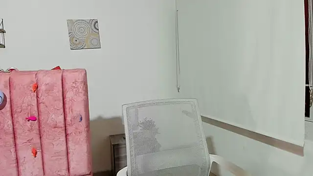 Snapshot of Maverick_angel chatting on March 2, 2:35 pm Maverick angel online show from March 2, 2:35 pm