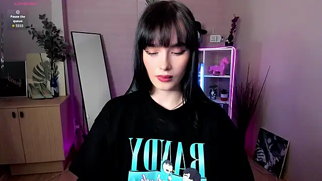 demetra   online show from April 1, 8:48 am