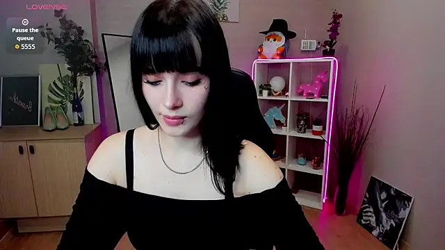 demetra   online show from March 20, 8:15 am