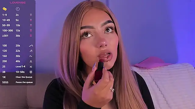 NinaAngel6 online show from March 3, 1:51 pm