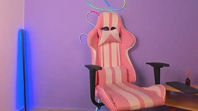 NinaAngel6 online show from June 2, 3:50 am