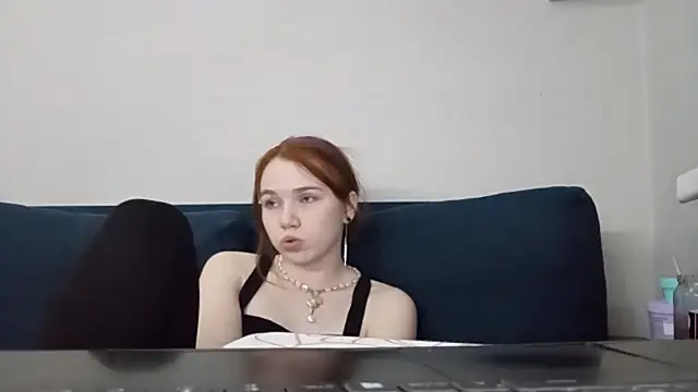 DizzyRina online show from March 10, 3:16 pm