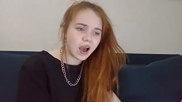 DizzyRina online show from April 9, 3:29 pm