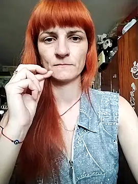 Snapshot of YaroslavaLester chatting on July 8, 6:47 am YaroslavaLester online show from July 8, 6:47 am