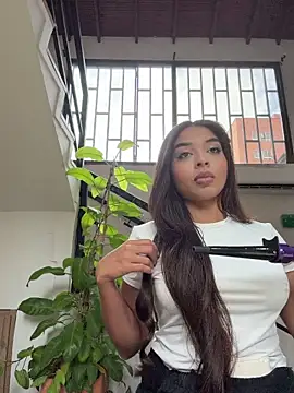 AnnyVega   online show from June 30, 9:15 pm