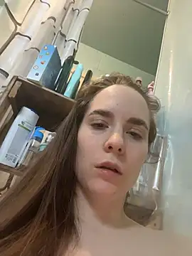 DivaAurum online show from March 31, 1:13 pm