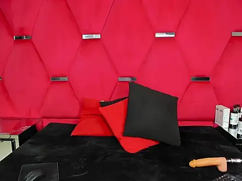 Alicee Grey online show from April 3, 2:01 pm