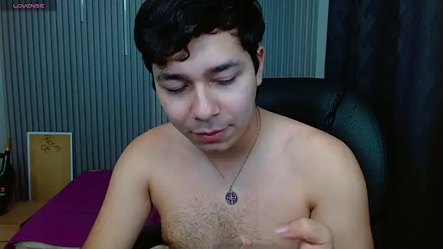 Julian Smith21 online show from April 13, 11:53 pm