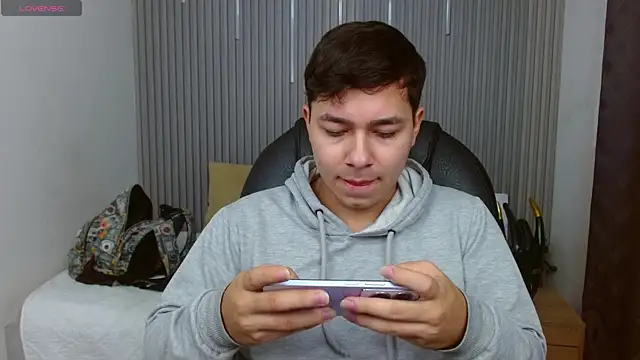 Snapshot of Julian_Smith21 chatting on July 8, 11:27 pm Julian Smith21 online show from July 8, 11:27 pm