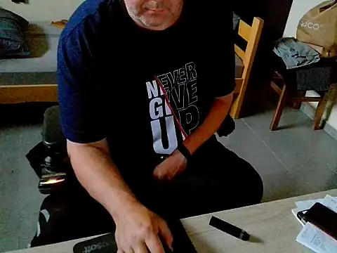 pozitiva000 online show from May 24, 1:55 pm