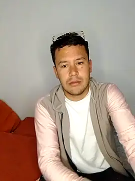 Ferrandiz23 online show from February 26, 2:28 pm