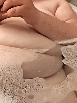 TwilledOverbite online show from April 10, 6:26 pm