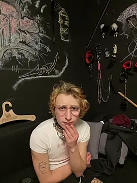 Snapshot of PurrfectSin69 chatting on February 25, 5:46 pm PurrfectSin69 online show from February 25, 5:46 pm