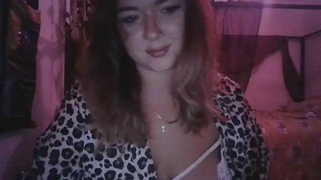 Snapshot of Miss_seraphine chatting on February 28, 11:37 pm Miss seraphine online show from February 28, 11:37 pm