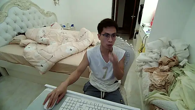 Xiaolong88888 online show from March 6, 6:47 pm