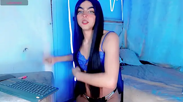 xyaraluv  online show from April 6, 8:43 pm