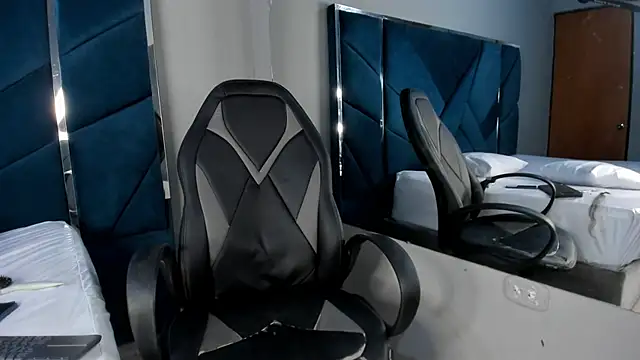 Keitty Rose online show from April 7, 6:54 pm