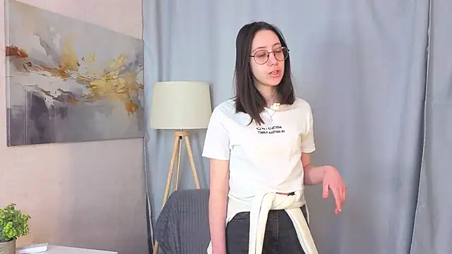 DoraWhitrock online show from February 23, 5:09 am