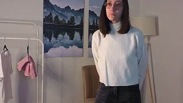 DoraWhitrock online show from February 22, 6:49 am