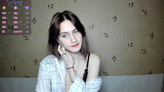 NicoleDaviss online show from March 5, 8:38 pm