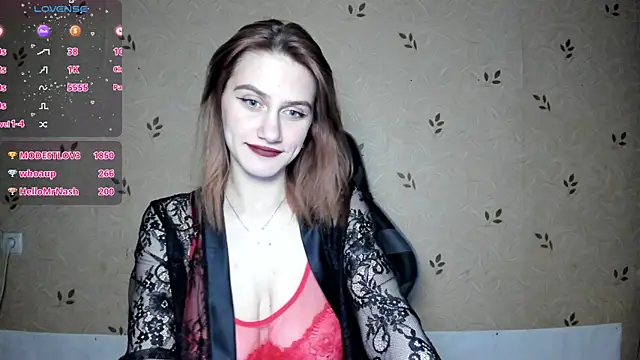 NicoleDaviss online show from April 10, 7:10 pm