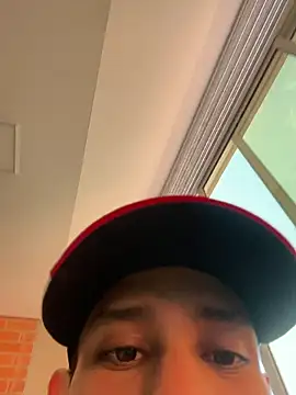 Snapshot of HarryGaze chatting on February 27, 1:11 pm HarryGaze online show from February 27, 1:11 pm