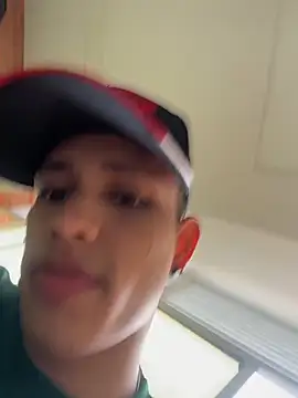 HarryGaze online show from March 28, 8:10 pm