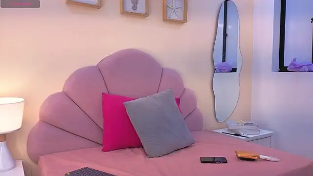 serena arias7 online show from February 27, 9:58 pm