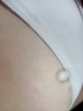 Snapshot of Ellem_05 chatting on February 22, 4:15 am Ellem 05 online show from February 22, 4:15 am