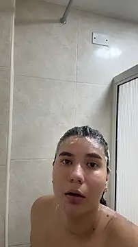 Snapshot of LaiaGomez chatting on June 16, 9:37 pm LaiaGomez online show from June 16, 9:37 pm
