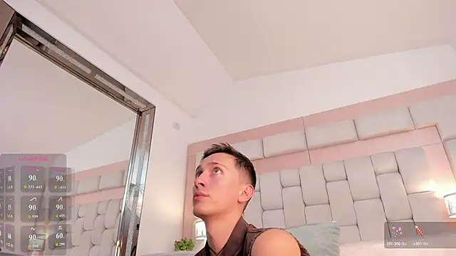 Thiago Jones1 online show from March 27, 8:32 pm